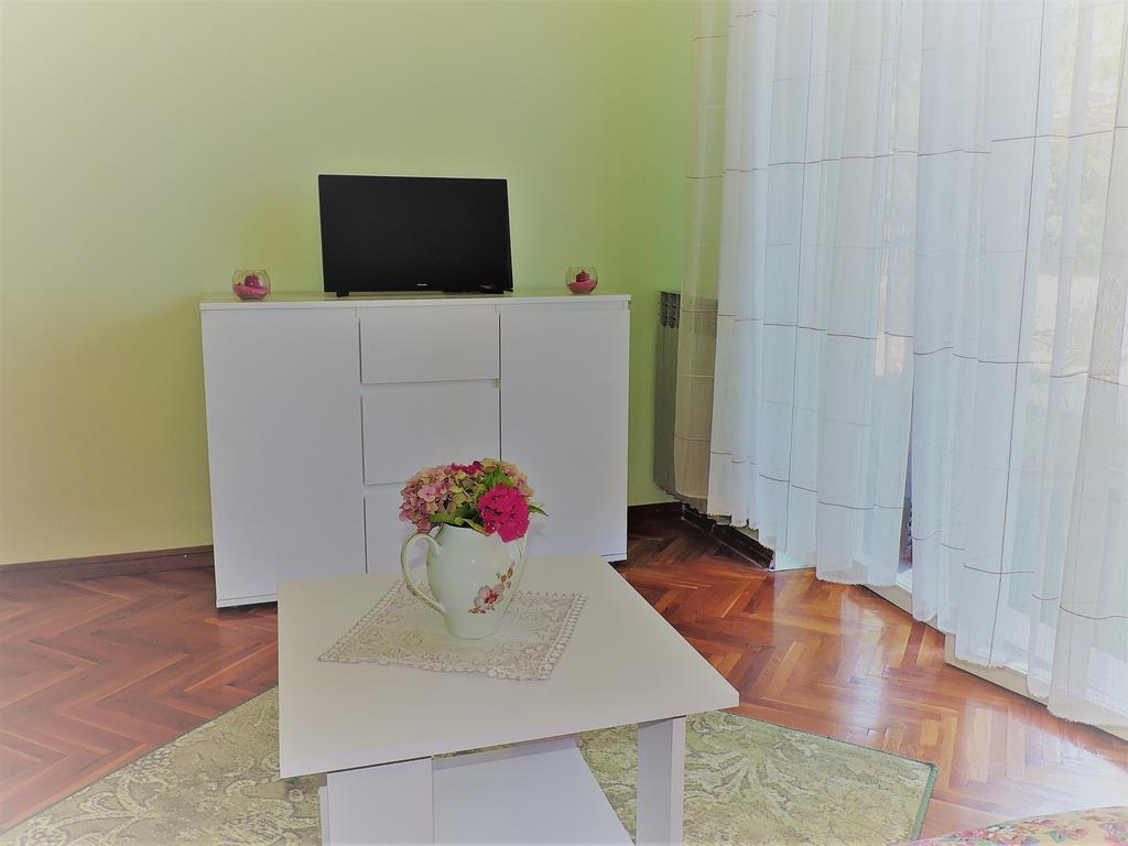 Apartment Bambi Opatija Exteriör bild