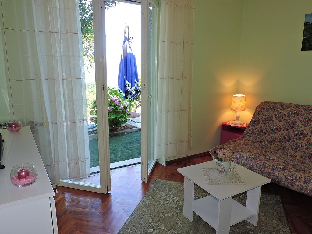 Apartment Bambi Opatija Exteriör bild